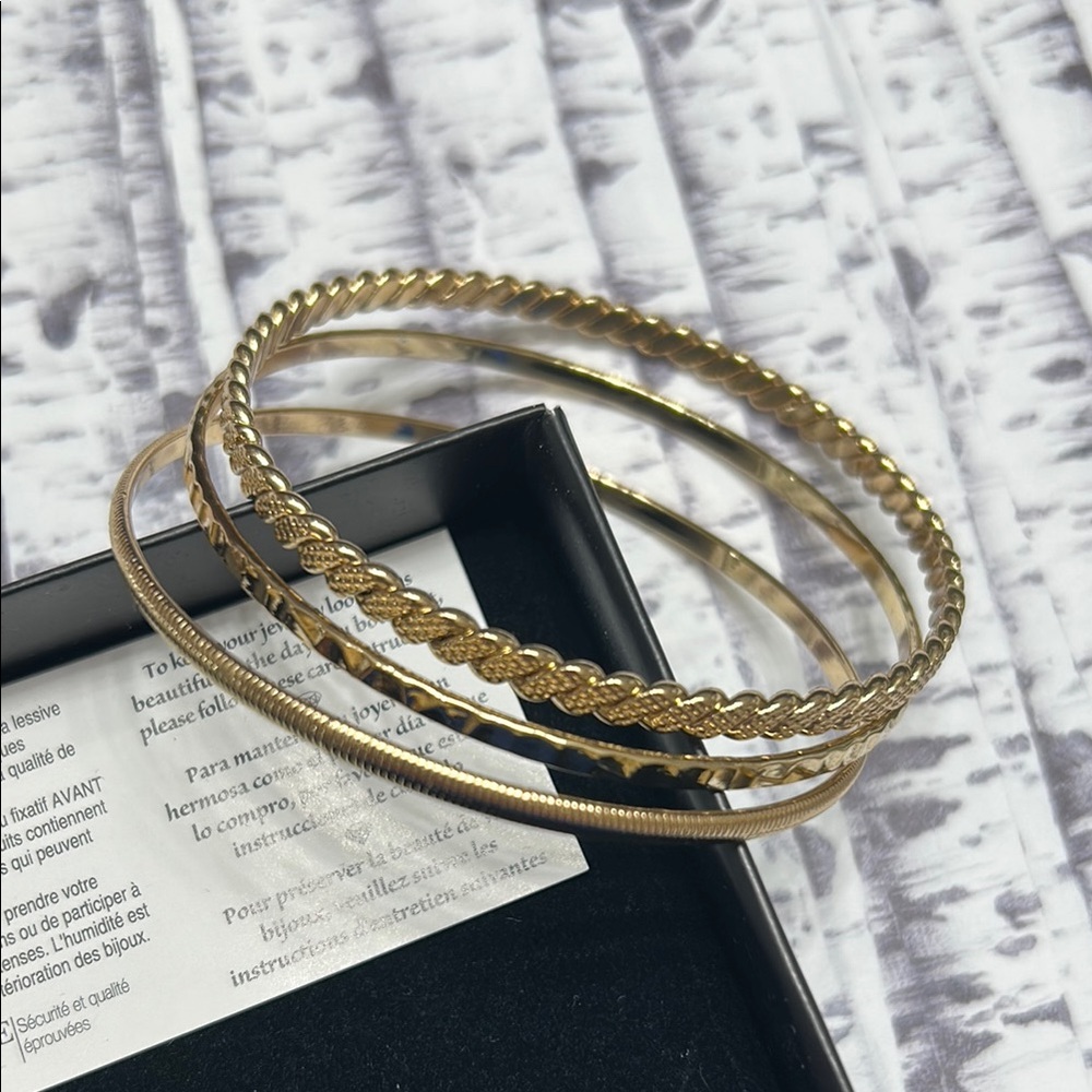 Signature Gold Delicate Textured Bracelets